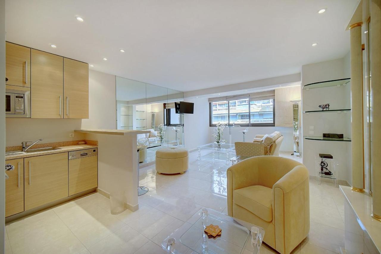 Ref 1389 - Center - For Rent Apartment